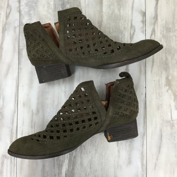 Jeffrey Campbell Taggert Lattice Olive Ankle Booties 10 - Picture 10 of 14